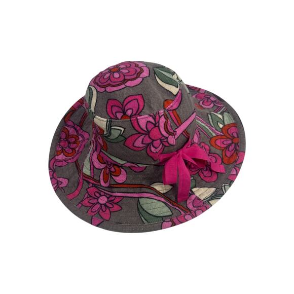 NWOT Juicy Couture Floral Bucket Hat Y2K Pink Retro
